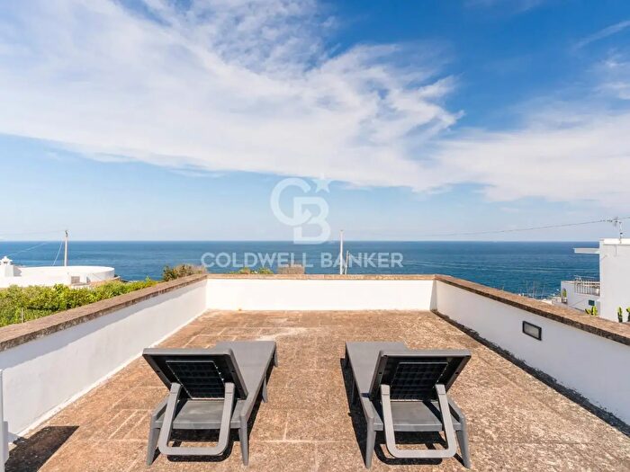 Casa trilocale in vendita in Via Flavio Gioia, Tricase