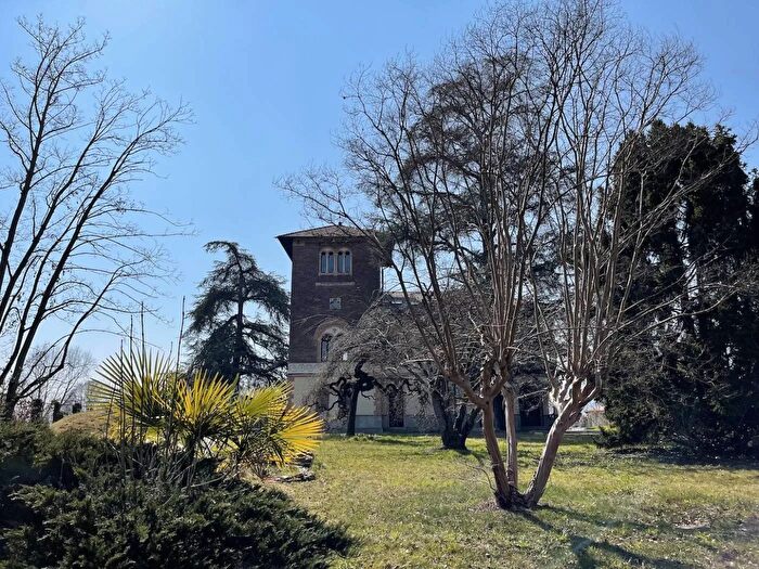 Casa con 13 locali in vendita in Via Torino Givoletto, Givoletto