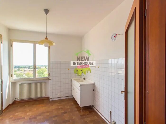Appartamento con 6 locali in vendita in Via Giovanni Pascoli, Maniago