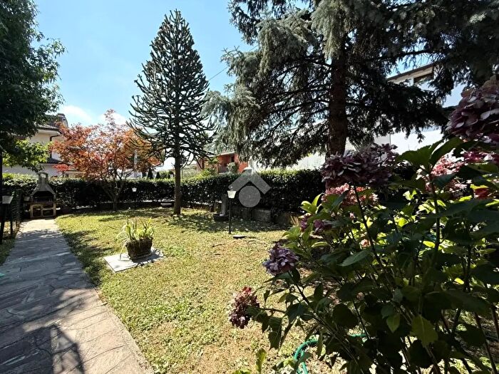 Appartamento quadrilocale in vendita in Via S Domenico Savio, Albano Sant'Alessandro