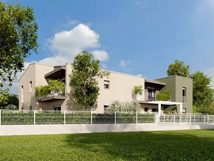 Appartamento trilocale in vendita in Creazzo