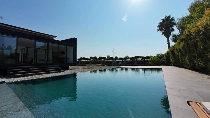 Casa quadrilocale in vendita in Via Palmara, Messina