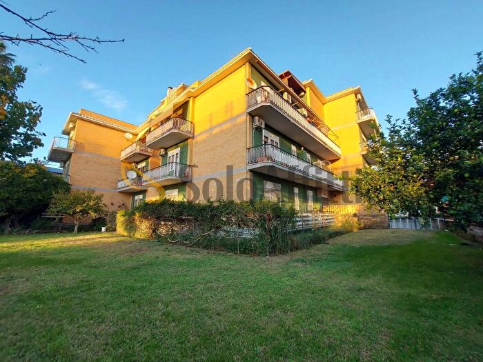 Casa trilocale in affitto in Via Mario Giuliano, Isola Sacra, Fiumicino