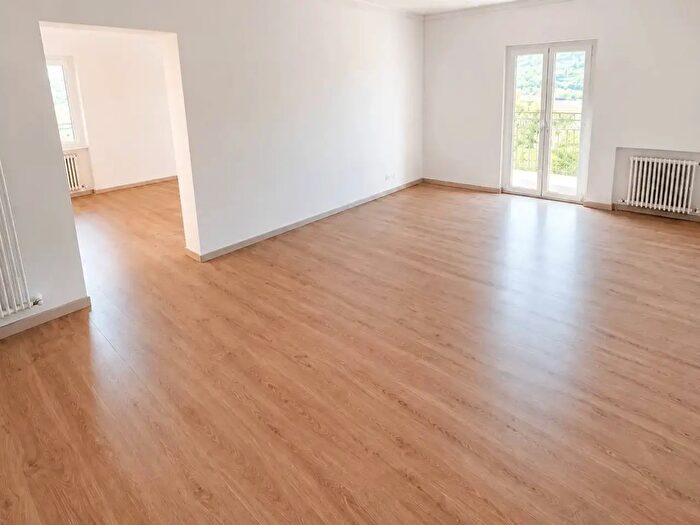 Appartamento con 5 locali in vendita in Via l Antonelli, Teramo