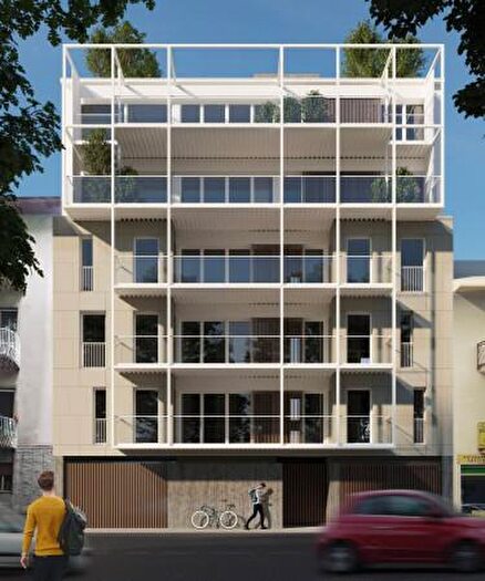 Appartamento quadrilocale in vendita in Viale Michelangelo Buonarroti, Novara