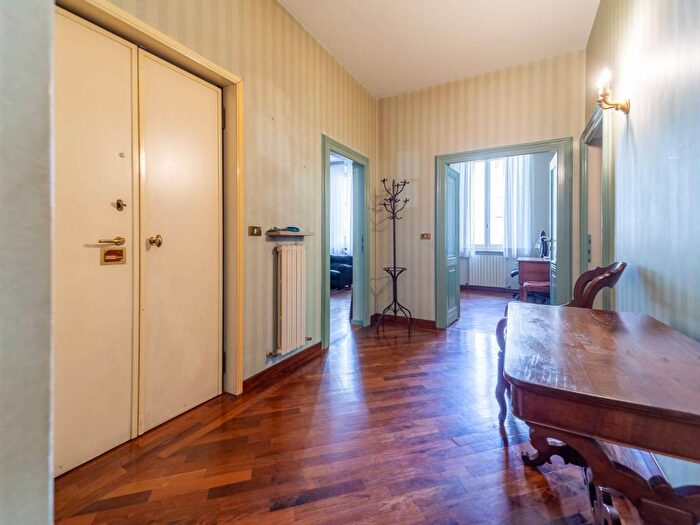 Appartamento quadrilocale in affitto in Via Goito, Centro Storico, Parma
