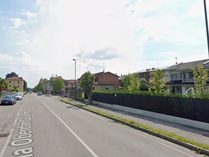 Appartamento bilocale in affitto in Via Oberdan Guglielmo, Arosio