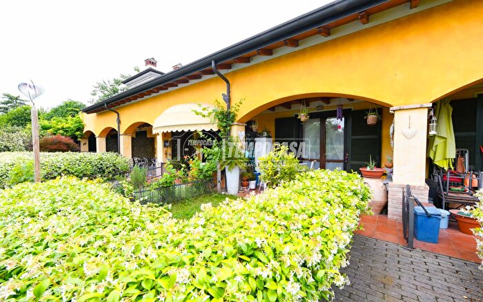 Appartamento trilocale in vendita in Lavagnone, Lonato