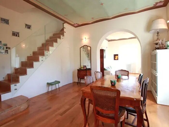 Appartamento con 6 locali in vendita in Piazza Carlo Marx, Umbertide