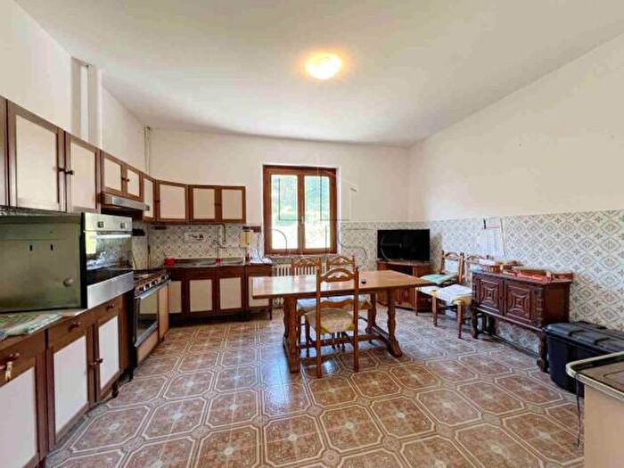 Appartamento trilocale in vendita in Via del Comune, Anghiari