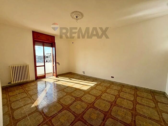 Appartamento quadrilocale in vendita in Monteroni Di Lecce