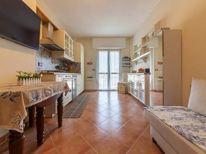 Appartamento bilocale in affitto in Via Roma, Centro, Bollate