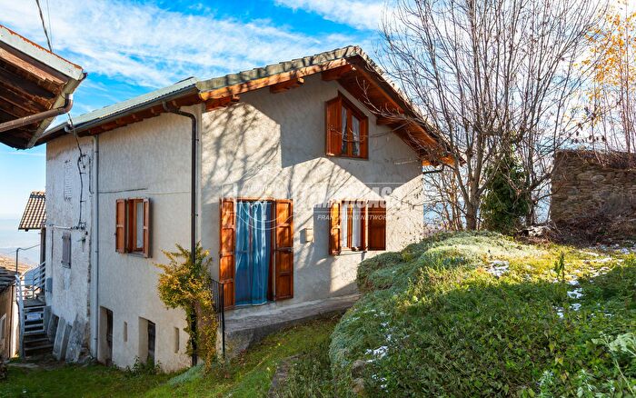 Casa trilocale in vendita in Strada Comunale Condove Mocchie Molette, Condove