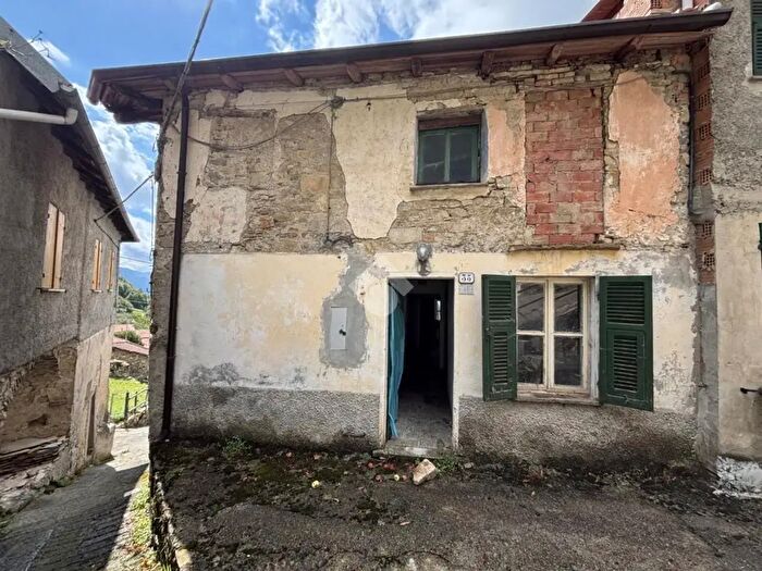 Appartamento bilocale in vendita in Frazione Daglio, Carrega Ligure