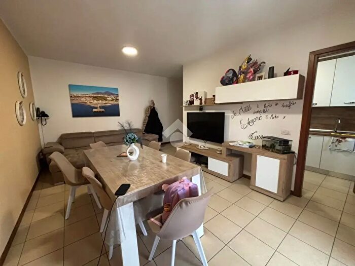 Appartamento trilocale in vendita in Str Gambarara, Mantova