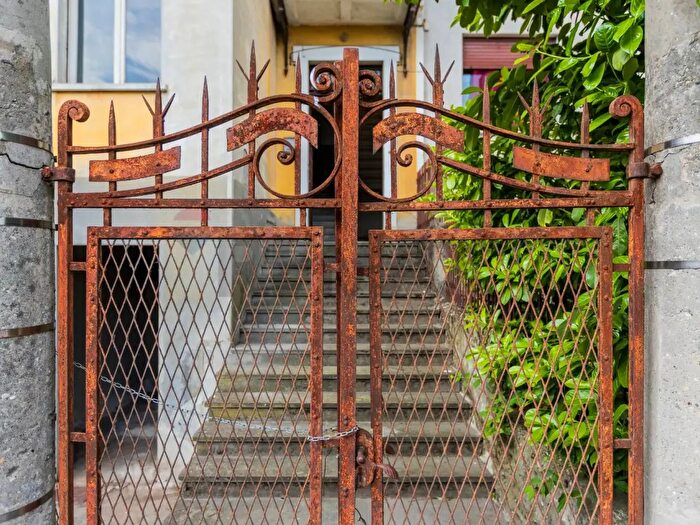 Casa con 6 locali in vendita in Via Parma, Salsomaggiore Terme