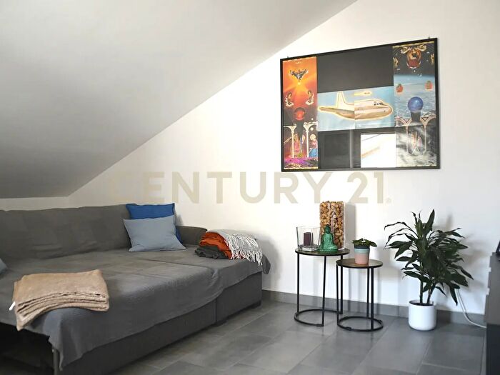 Appartamento quadrilocale in vendita in Acireale