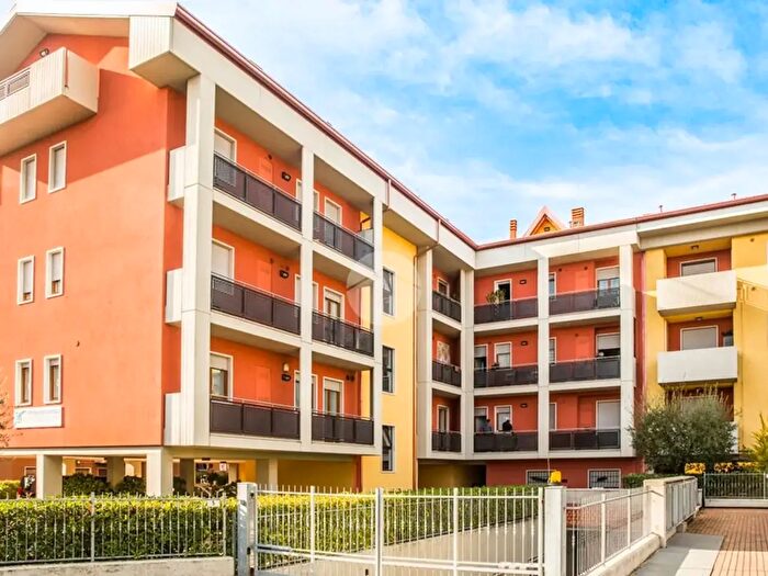 Appartamento monolocale in vendita in Via Gabriele d'Annunzio, Bussolengo