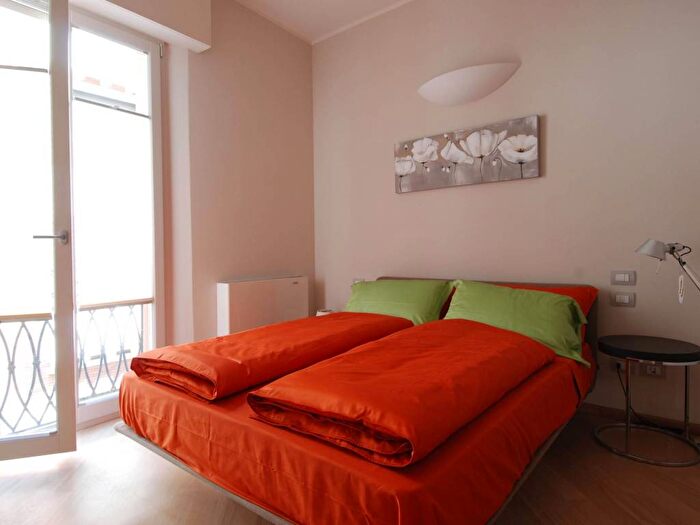 Appartamento monolocale in affitto in Via Rizzoli, Centro Storico, Bologna