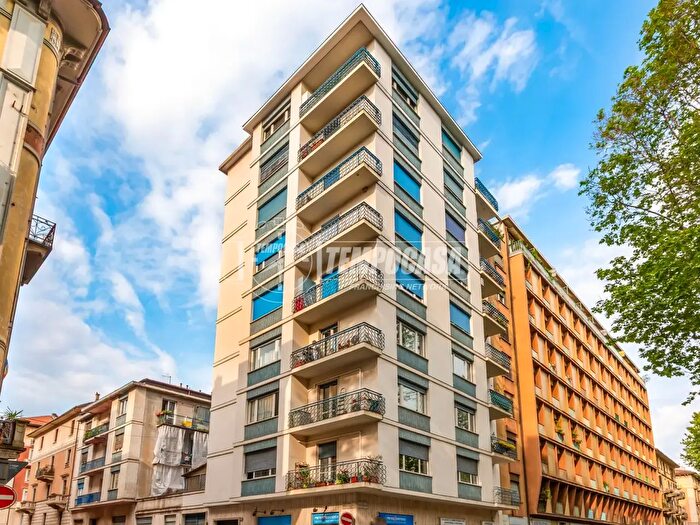 Appartamento quadrilocale in vendita in Via Gaspare Saccarelli, Torino