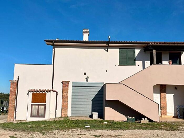 Appartamento trilocale in affitto in Via Colli San Paolo, Campoleone Tre Colli, Aprilia