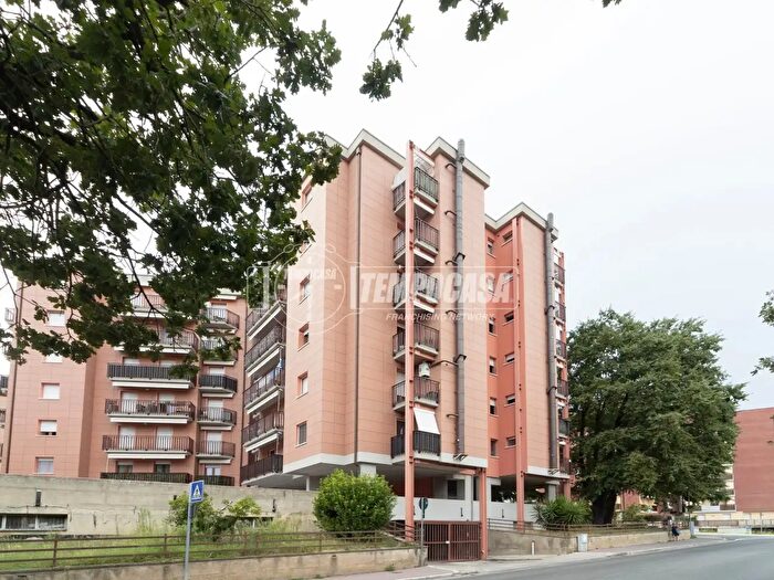 Appartamento quadrilocale in vendita in Via Giovanni Giolitti, Corciano