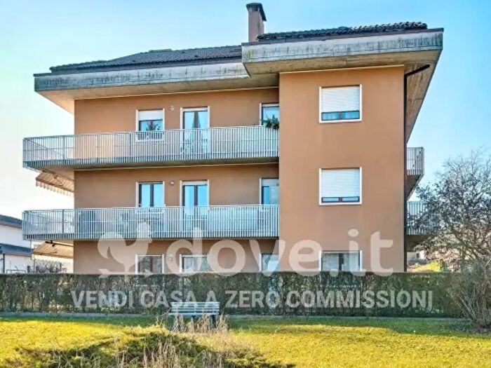 Appartamento quadrilocale in vendita in Via Emilio Bruno Mondin, Belluno