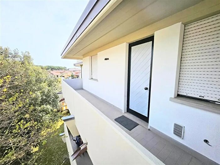 Appartamento quadrilocale in vendita in Massa