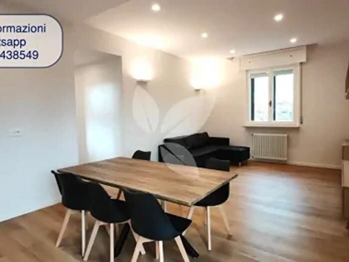 Appartamento trilocale in affitto in Viale Mentana, Parma