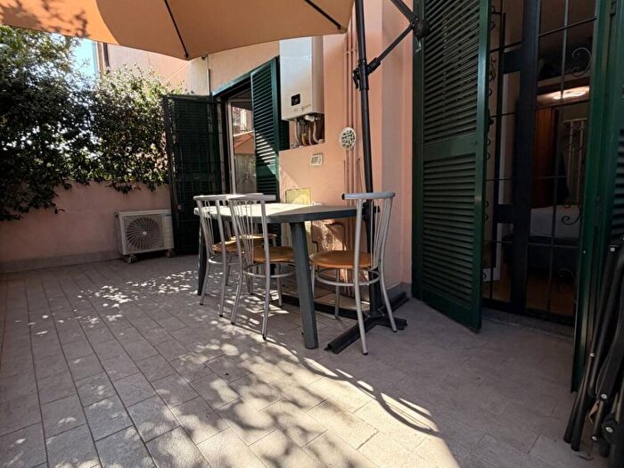 Appartamento bilocale in affitto in Via Castrovillari, Baggio, Milano