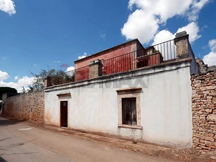 Casa con 7 locali in vendita in Contrada Sette Torri Snc, Giovinazzo