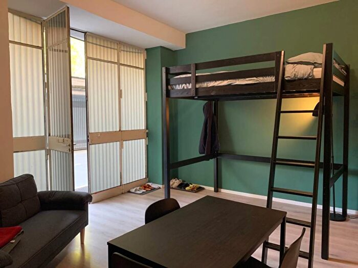 Appartamento monolocale in affitto in Via Pordenone, Udine, Milano