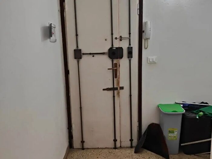 Appartamento con 5 locali in vendita in Bologna, Pisa
