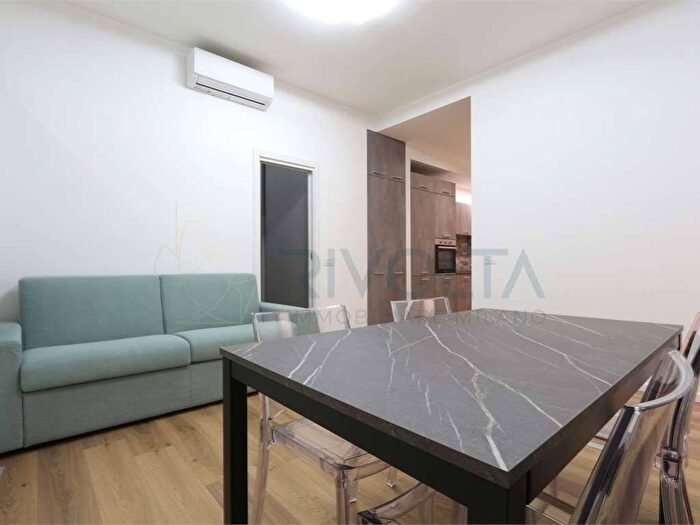 Appartamento trilocale in affitto in vincenzo monti, Vincenzo Monti, Milano