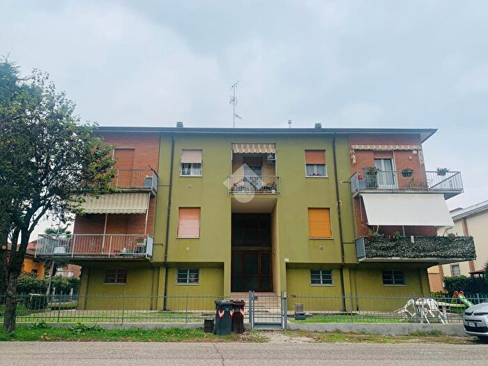 Appartamento quadrilocale in vendita in Via Diaz, Poviglio