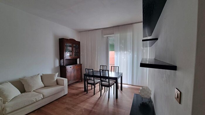 Appartamento trilocale in vendita in Ia Giuseppe Coen, Livorno