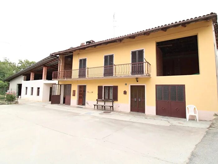 Appartamento quadrilocale in vendita in Canale