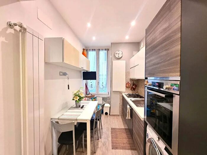 Casa trilocale in vendita in Passeggiata Cavallotti, Ventimiglia