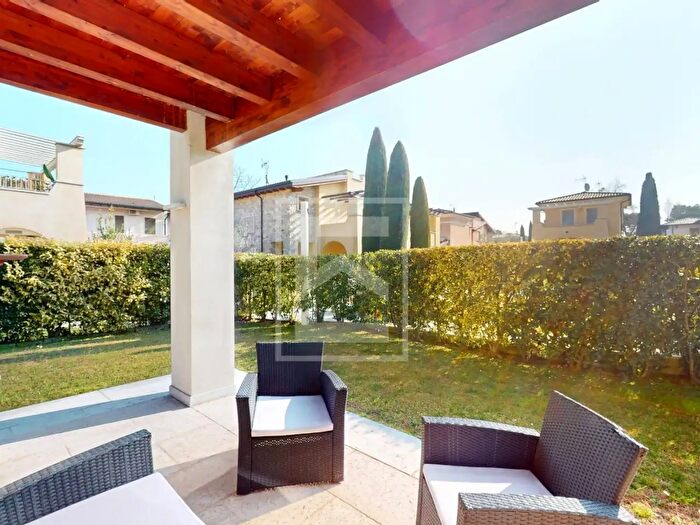 Casa quadrilocale in vendita in Via degli Atleti Azzurri, Manerba Del Garda