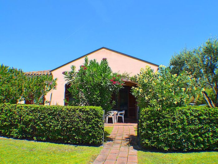 Casa trilocale in affitto in Strada Statale Orientale Sarda, Suaredda Traversa, San Teodoro