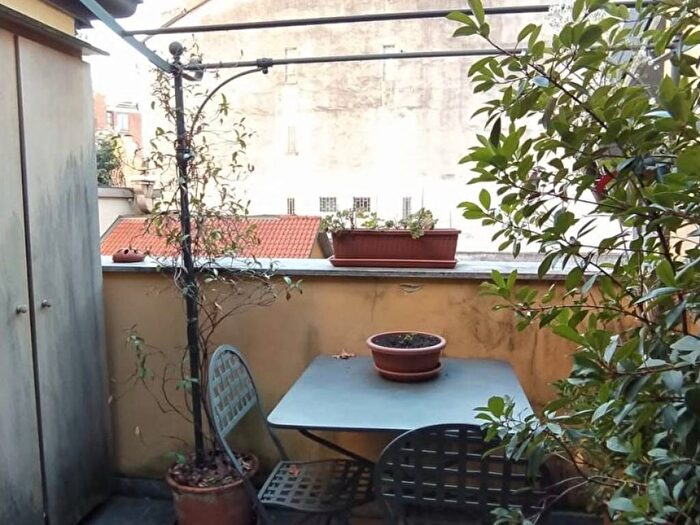 Appartamento trilocale in affitto in Via Sigieri, Porta Romana Medaglie d'Oro, Milano