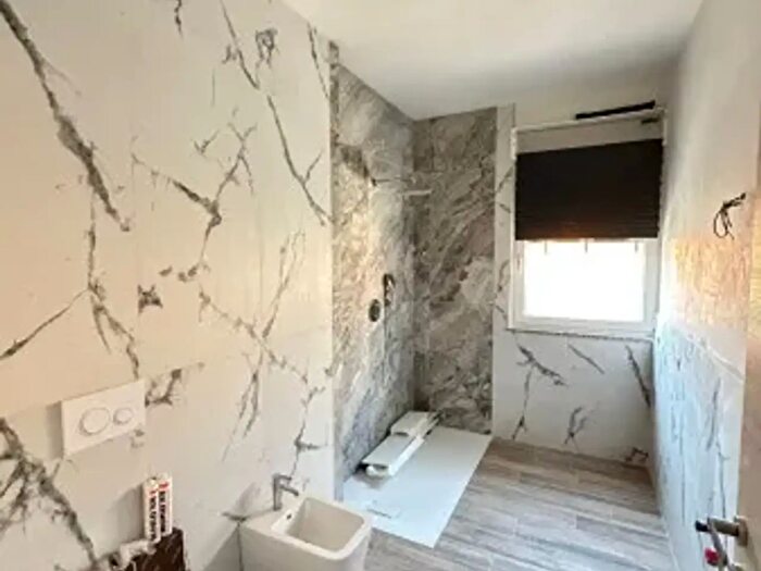 Appartamento trilocale in vendita in Galliate