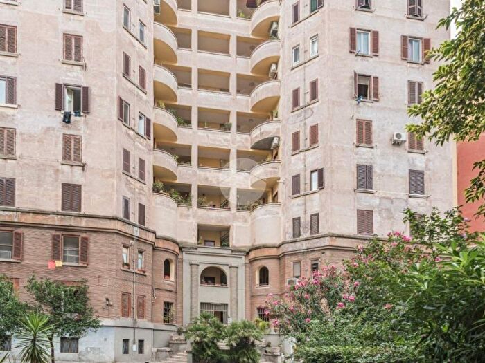 Appartamento trilocale in affitto in Via Di Donna Olimpia, Monteverde Nuovo, Roma