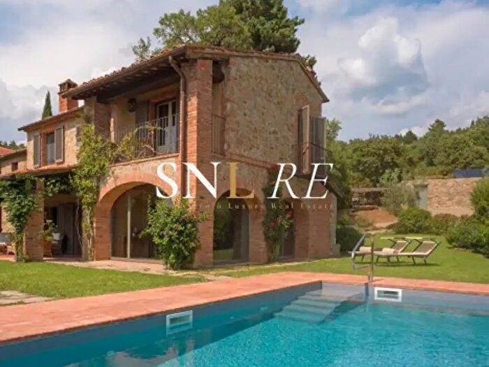 Casa con 6 locali in vendita in Località Peneto, Arezzo