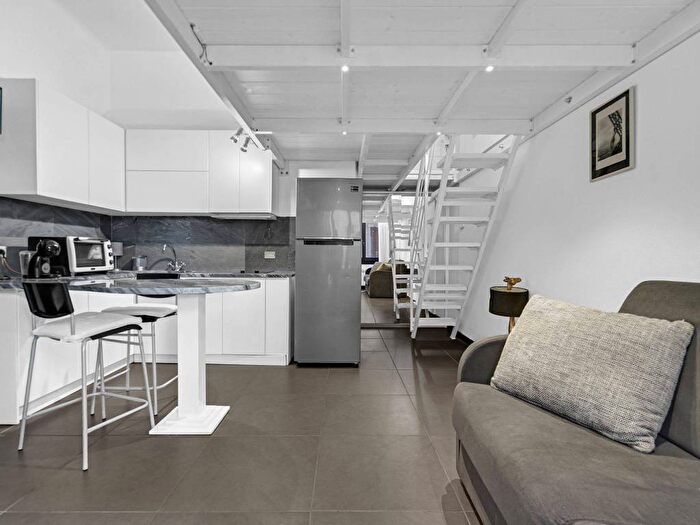 Appartamento monolocale in affitto in Via Rubens Milano MI Italia, Gambara, Milano