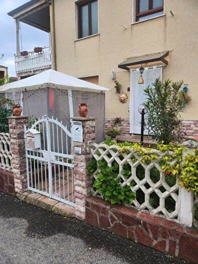 Casa quadrilocale in vendita in La Spezia