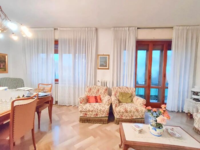 Appartamento con 7 locali in vendita in a Cavalcavia S Giusto, Pisa