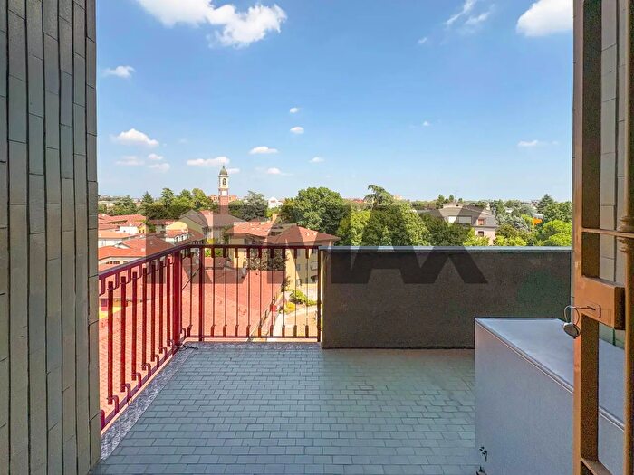 Appartamento quadrilocale in vendita in Via Risorgimento, Monza