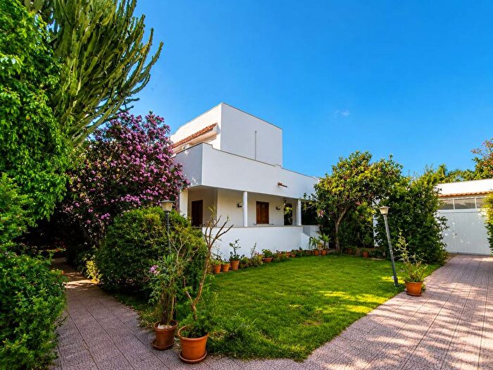 Casa con 6 locali in affitto in Via Pazienza, Mondello Valdesi, Palermo