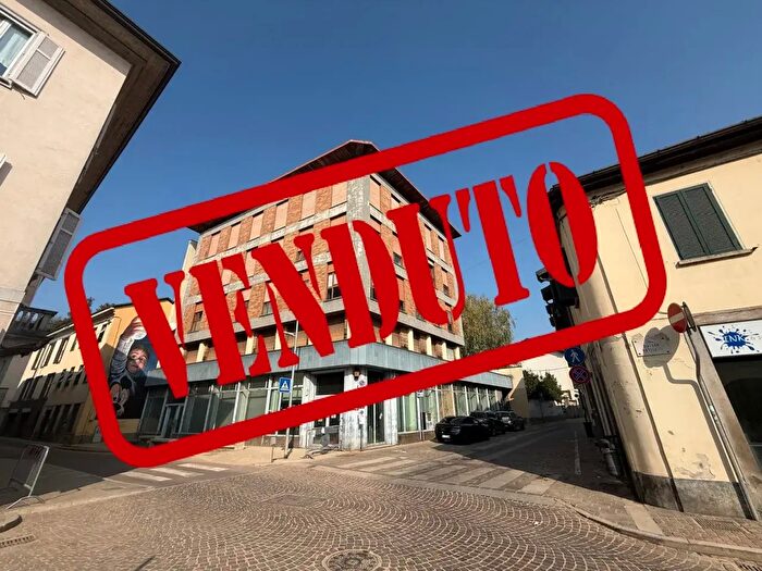 Appartamento bilocale in vendita in Via Solferino, Meda